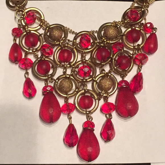 Charming Charlie Jewelry - 2-pc NWT statement Necklace w earrings